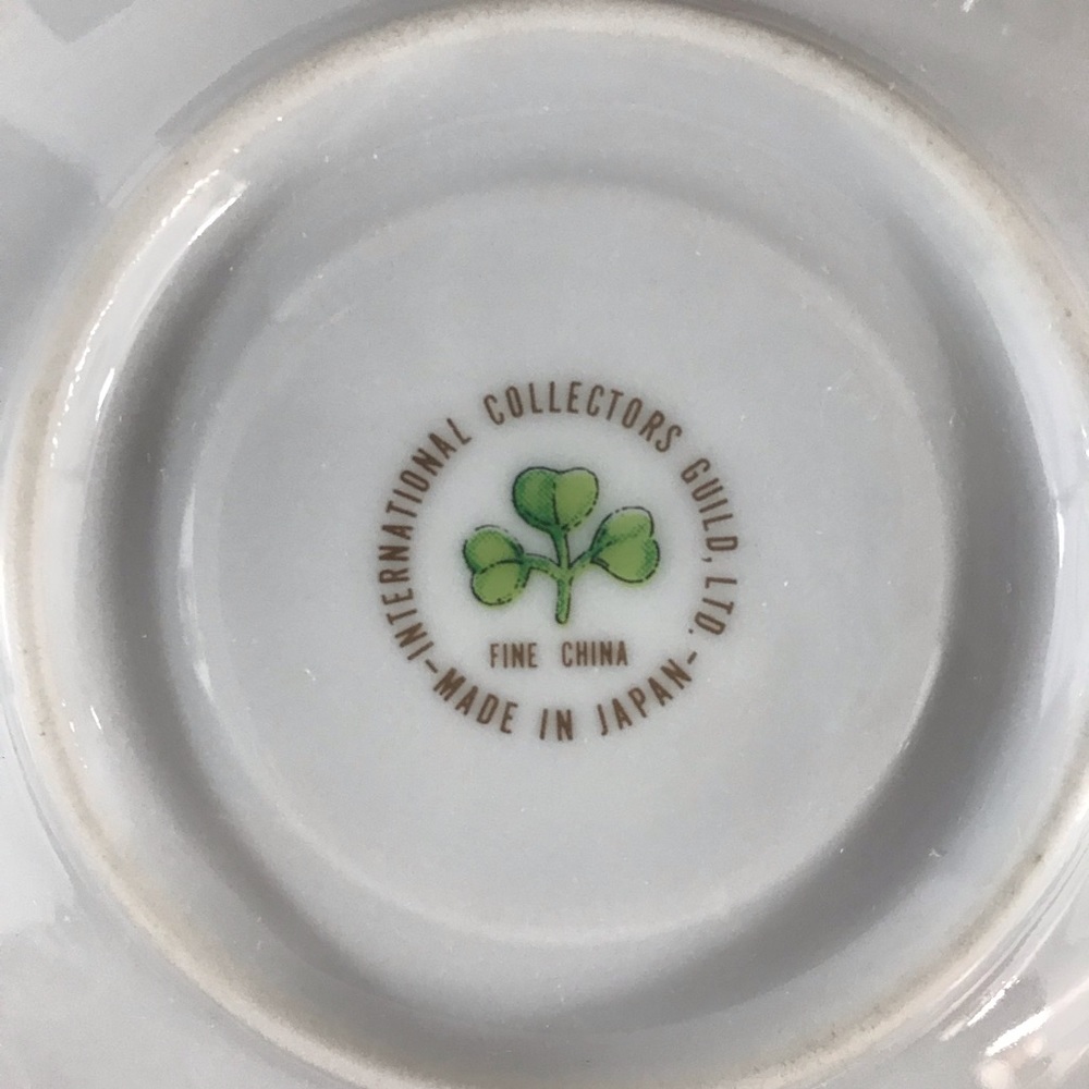Vtg. Tea Leaf Reading Teacup and Saucer - Picture 6 of 6